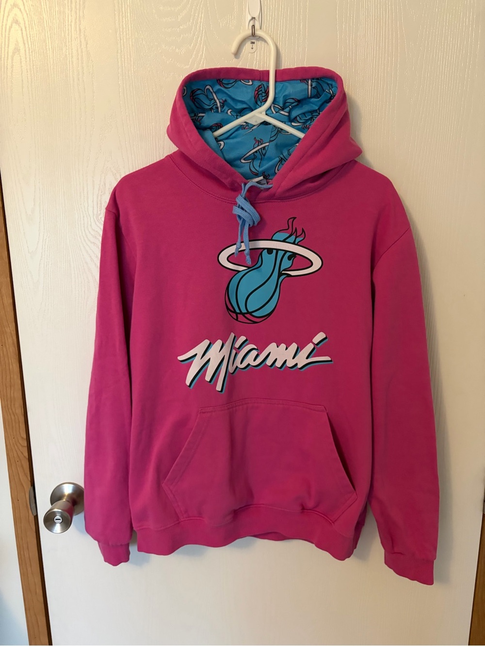Something Inked Miami Heat Neon Pink Vice Hoodie SZ M “Hard To Find” Hood Lining